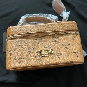 guess purse